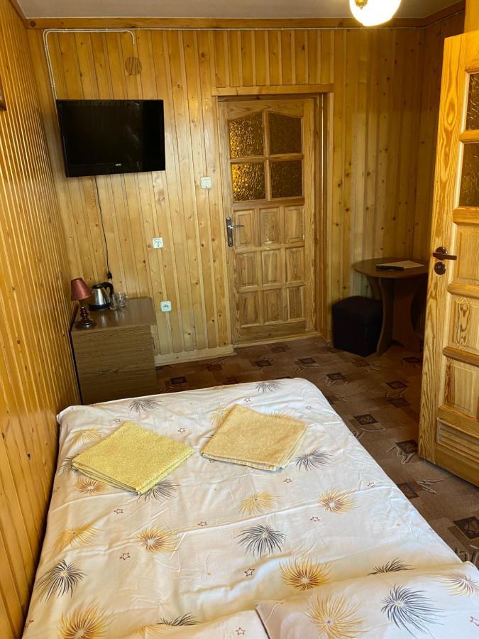 Pokoje Goscinne Madzia Poronin Exterior foto