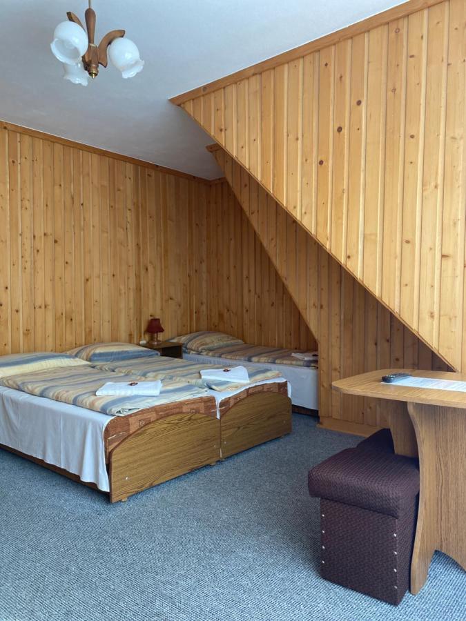 Pokoje Goscinne Madzia Poronin Exterior foto