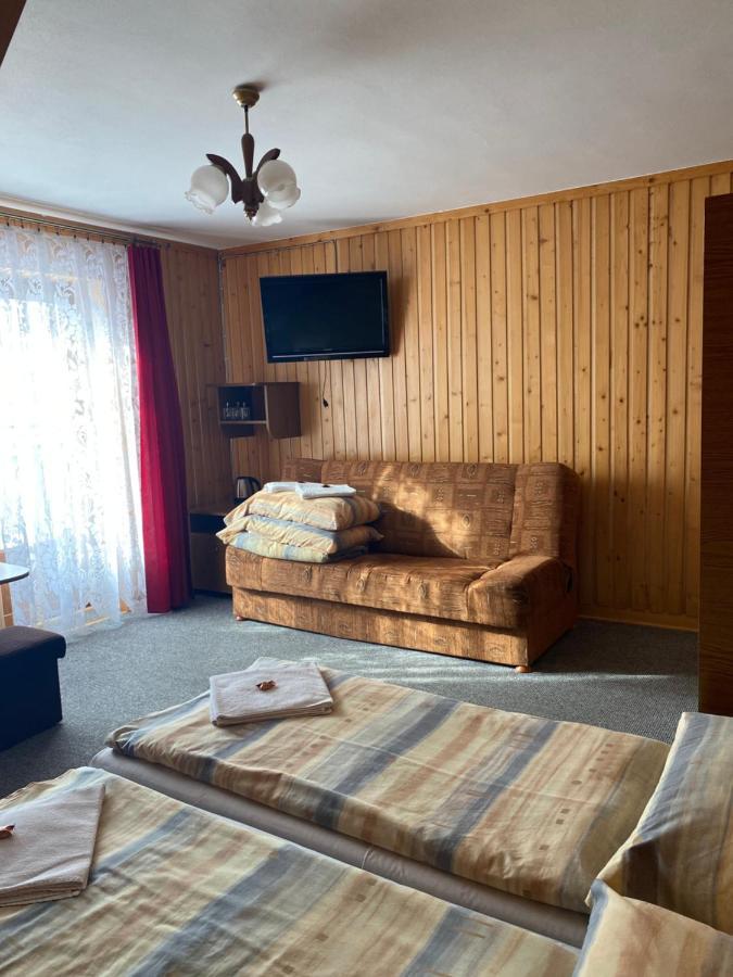 Pokoje Goscinne Madzia Poronin Exterior foto